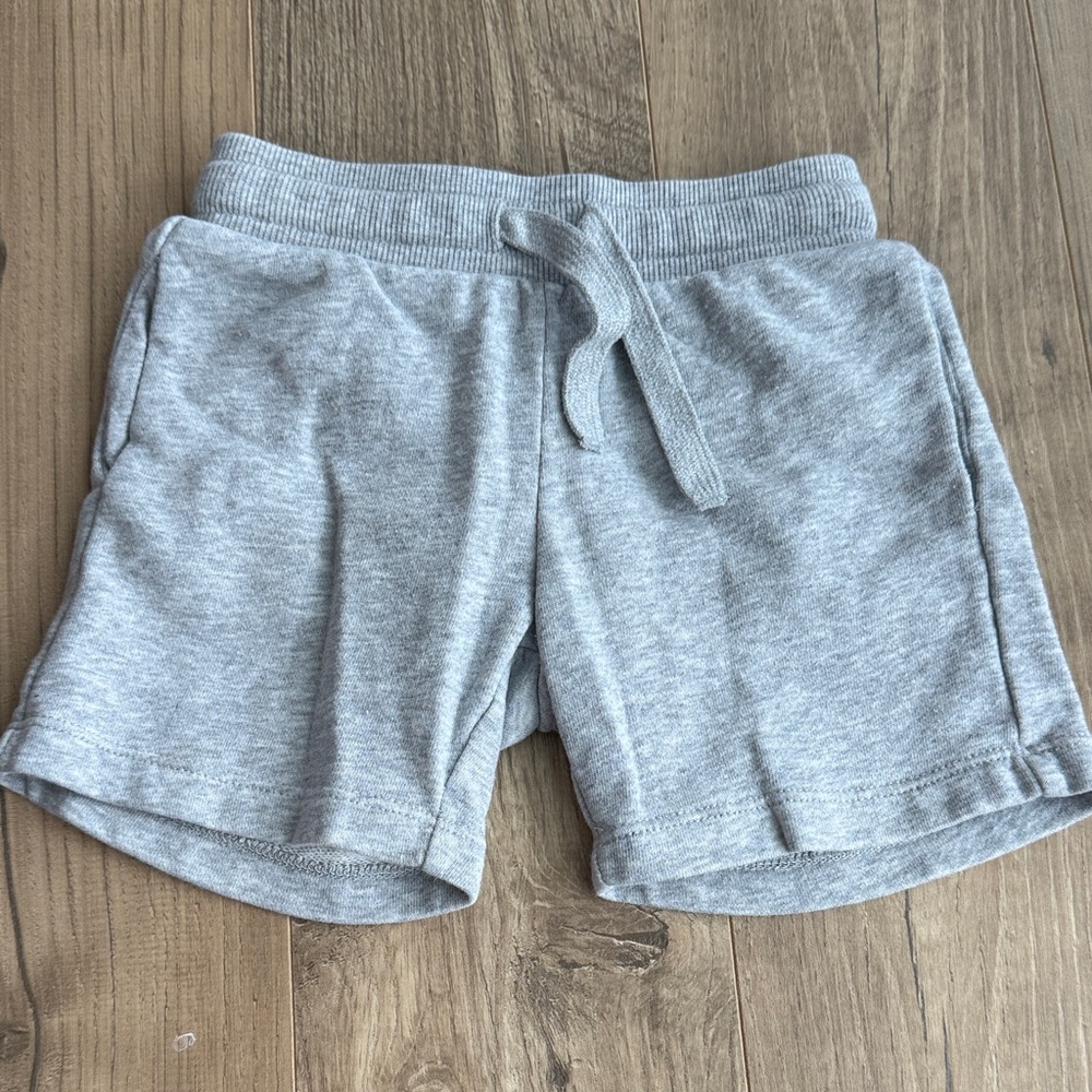 5/$25: H&M Heather Gray Kids Shorts